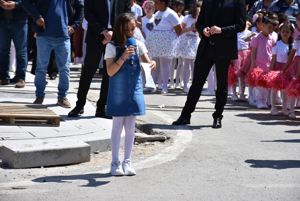 23 Nisan Coşku İçinde Kutlandı