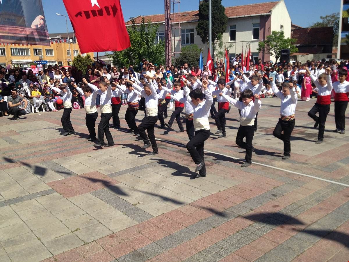 23 Nisan Coşku İçinde Kutlandı.