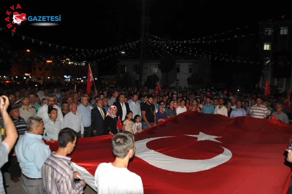  Yarın Akşam Demokrasi İçin Meydandayız.