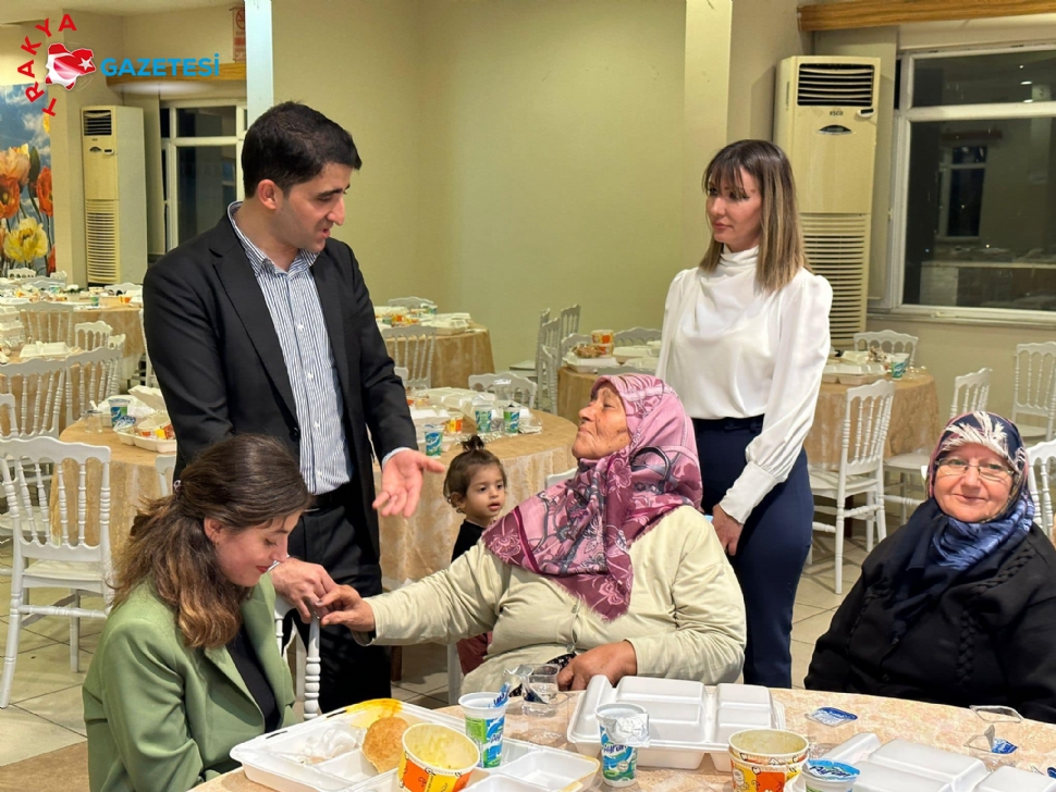 Gazi, Şehit ve Depremzede Ailelere İftar Yemeği Verildi.