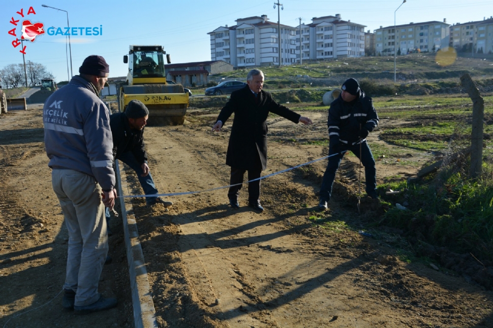 TOKİ Yolunda Çalışmalar Sürüyor