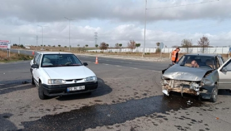 Esetçe Kavşağı’nda kaza…