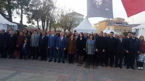 Öğretmenler Günü Törenlerle Kutlandı.